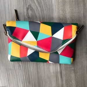 Geometric clutch w/ gold chain